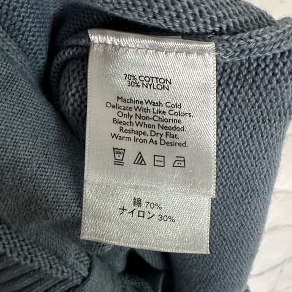 Eddie Bauer Blue & White Winter Design Zip Up Sweater, Medium, Pre-owned - Picture 6 of 6